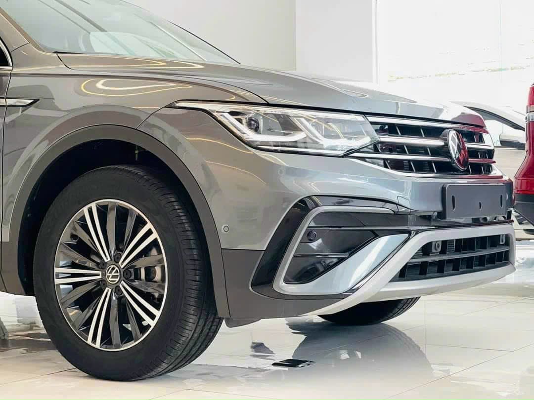 TIGUAN NEW XÁM (1)