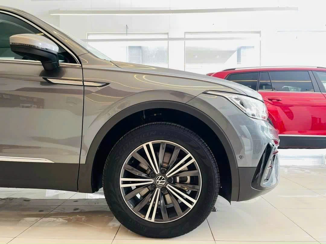 TIGUAN NEW XÁM (2)