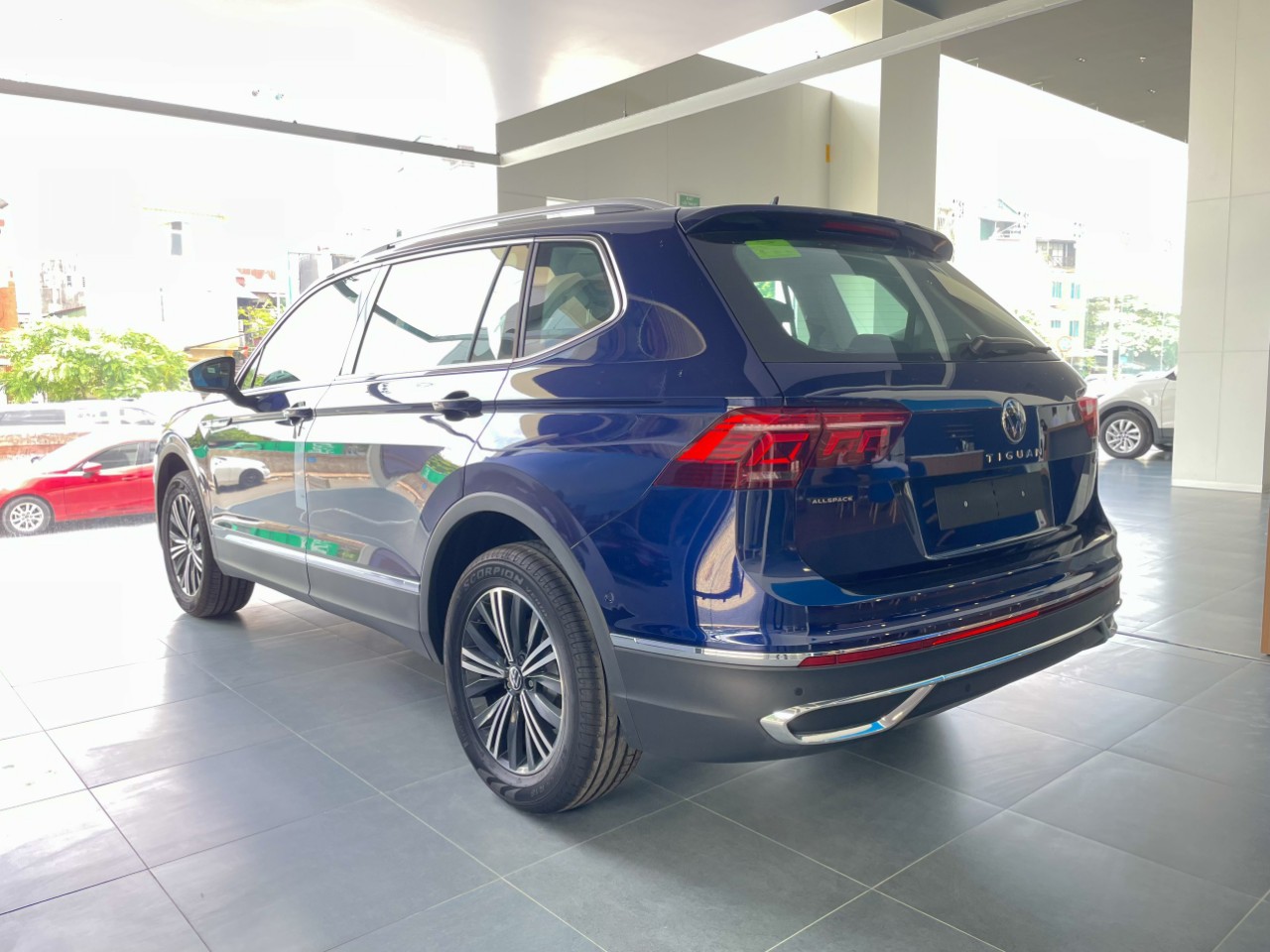 TIGUAN NEW XANH (8)