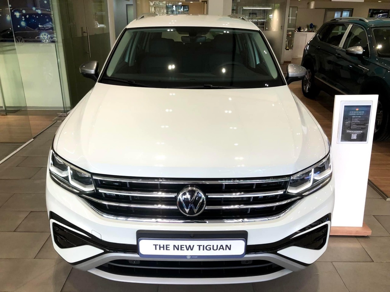 the new tiguan trắng (1)