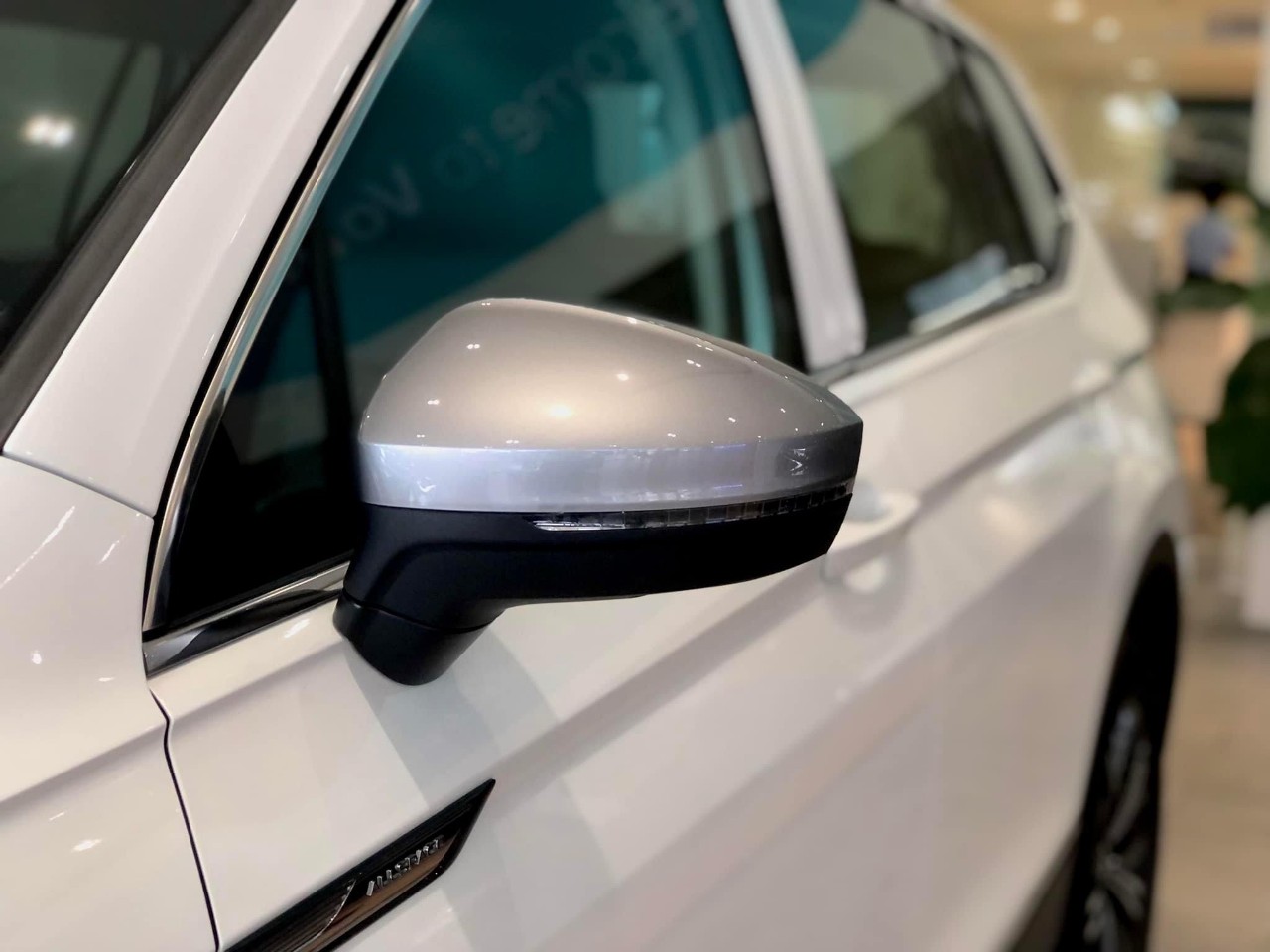 the new tiguan trắng (5)