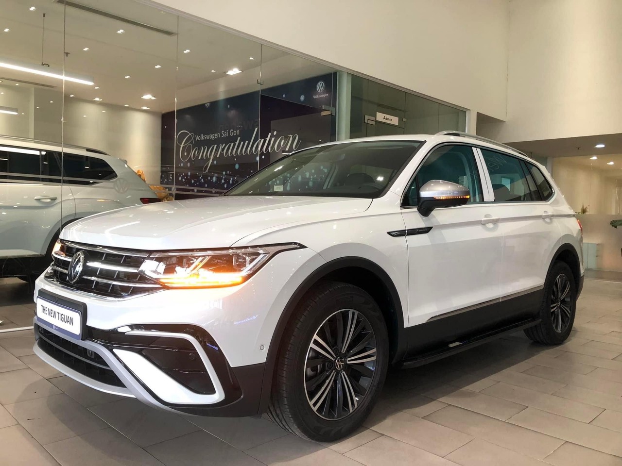 the new tiguan trắng (7)