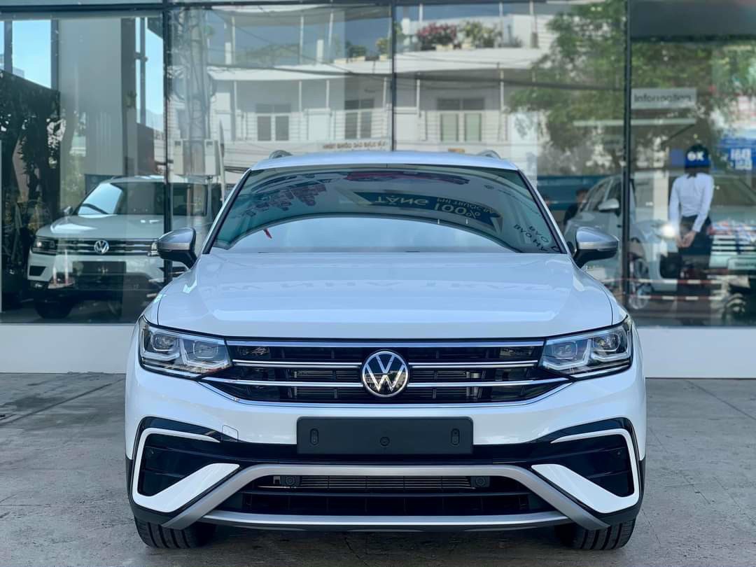 the new tiguan trắng (8)