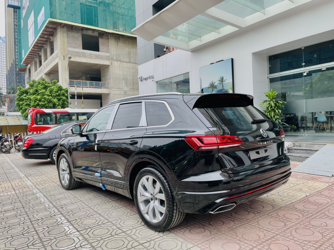toureg luxury màu đen (5)